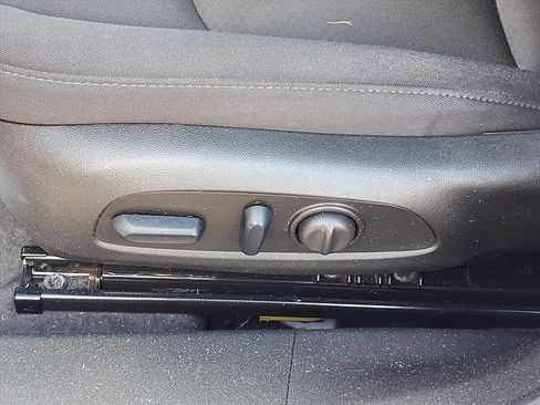 Used 2024 Chevrolet Malibu LT image 4