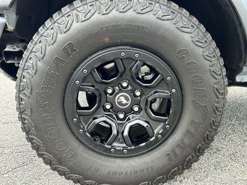 Used 2024 Ford Bronco Wildtrak AWD/4WD image 10