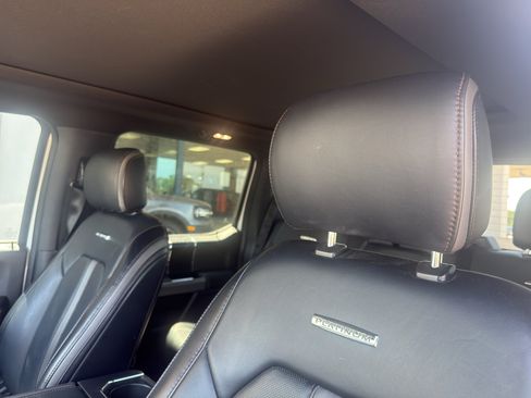 Used 2020 Ford F150 Platinum w/ Equipment Group 701A Luxury AWD/4WD image 11