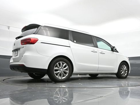 Used 2020 Kia Sedona EX FWD image 42
