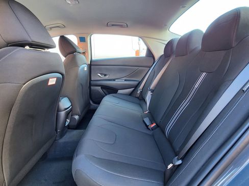 New 2026 Hyundai Elantra Blue image 24