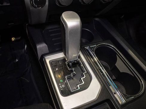 Used 2017 Toyota Tundra SR5 image 15