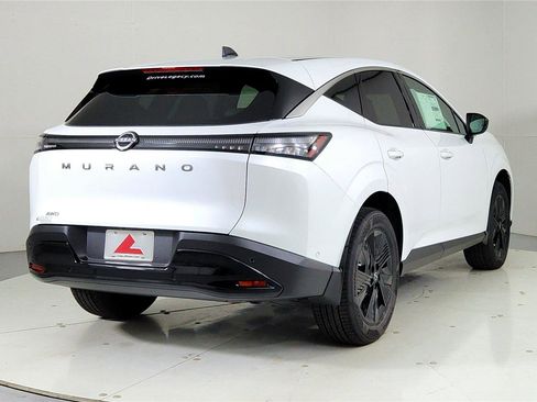Used 2025 Nissan Murano SV image 6