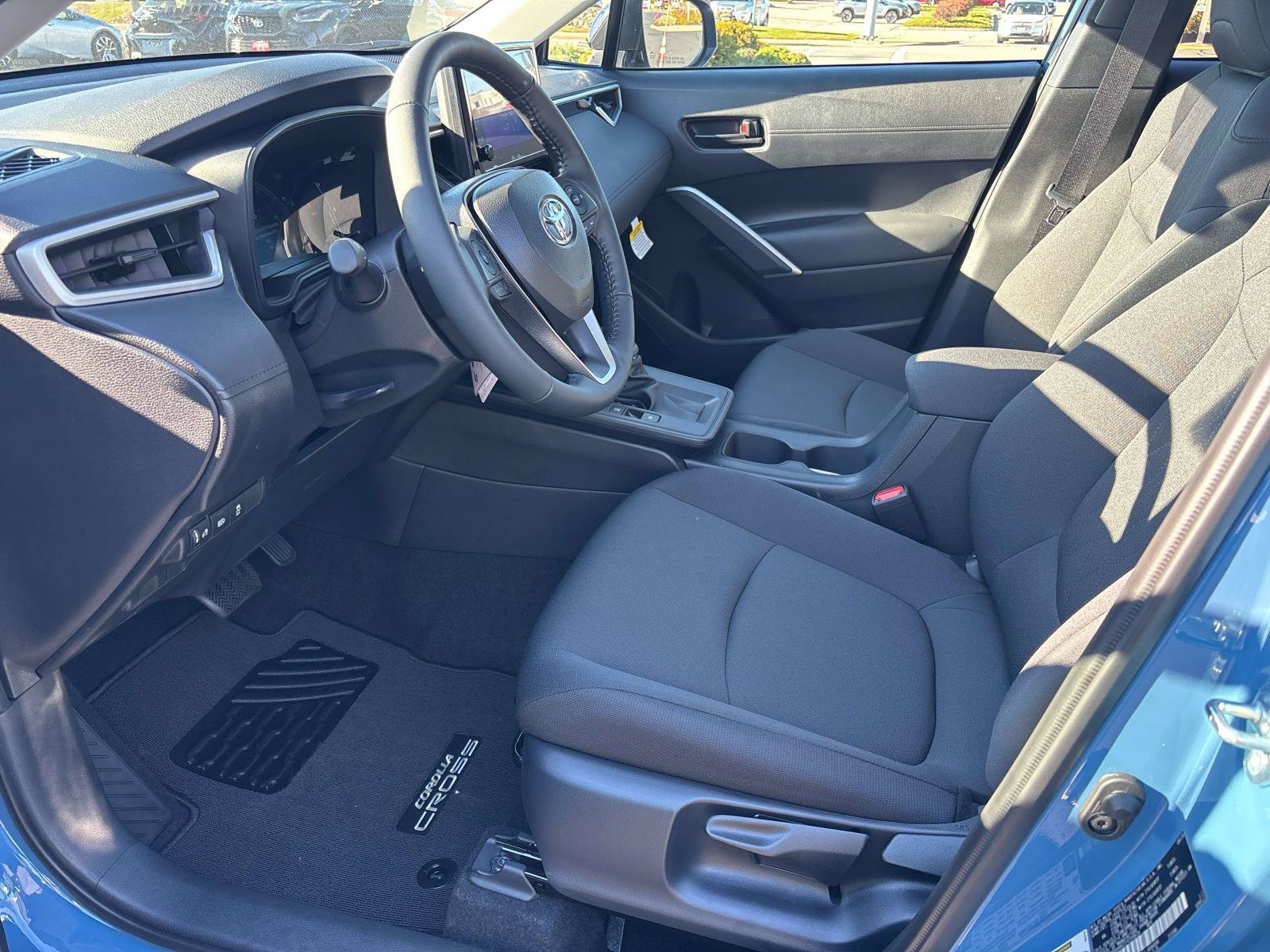New 2026 Toyota Corolla Cross LE w/ Moonroof Package AWD/4WD image 6