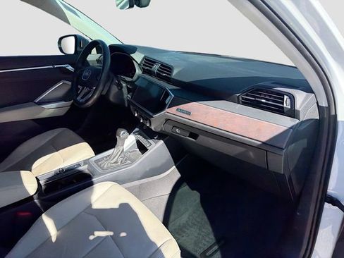 Used 2020 Audi Q3 2.0T Premium Plus w/ Premium Plus Package image 14