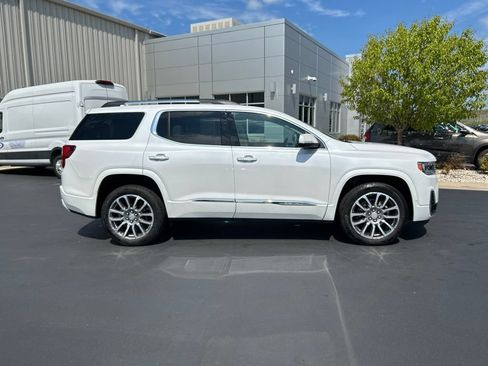 Used 2023 GMC Acadia Denali w/ Denali Technology Package AWD/4WD image 6