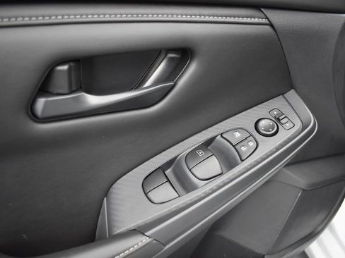 Used 2025 Nissan Sentra S image 25