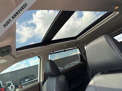 Certified 2023 Nissan Rogue SL w/ SL Premium Package image 11