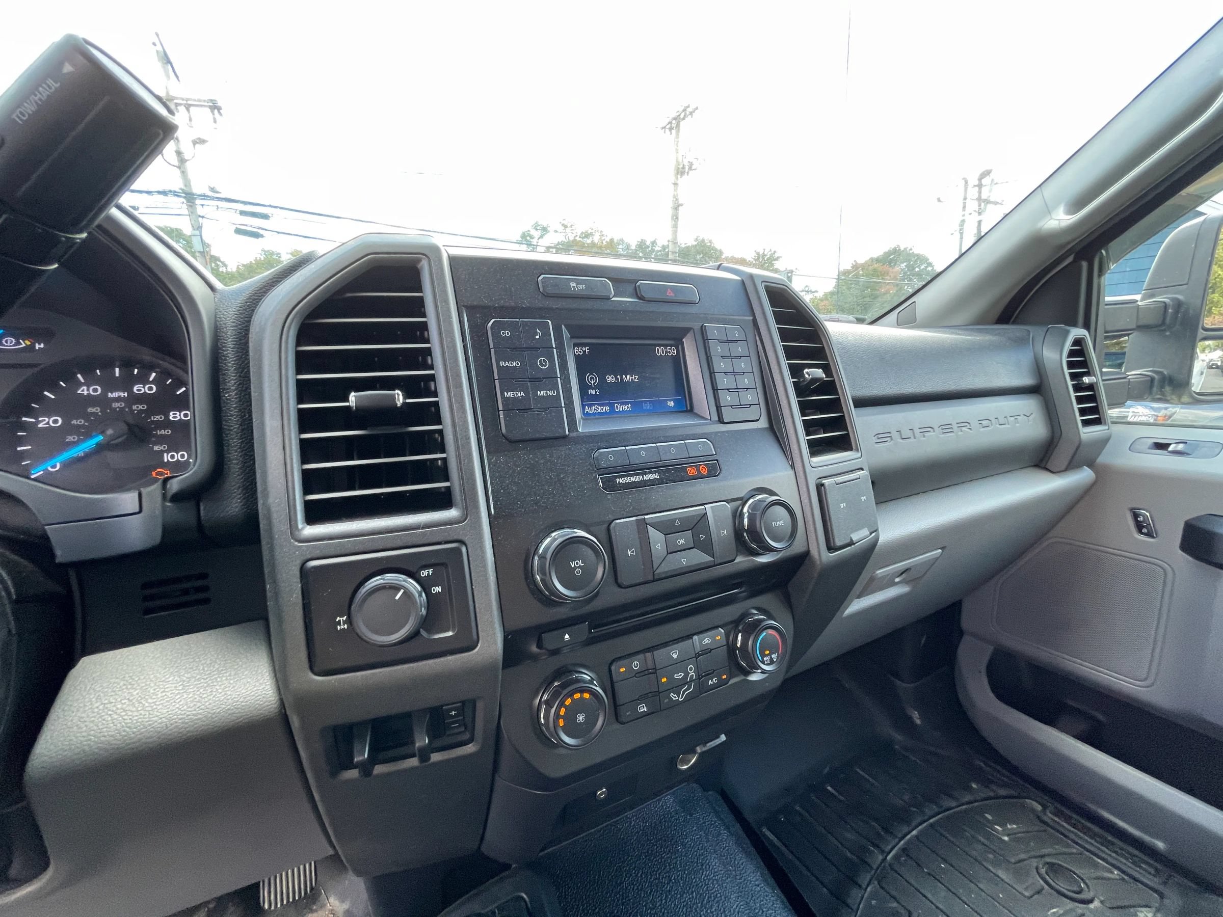 Used 2017 Ford F250 XL w/ STX Appearance Package AWD/4WD image 12