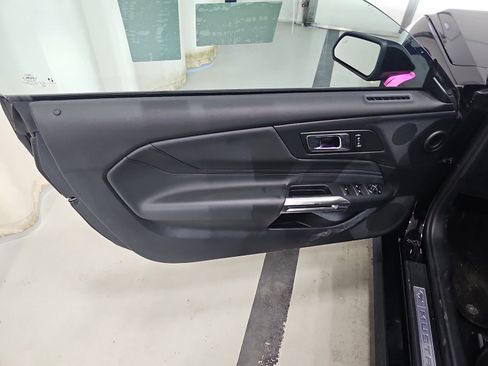 Used 2024 Ford Mustang Premium image 18