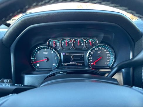 Used 2019 GMC Sierra 1500 SLE w/ SLE Value Package image 29