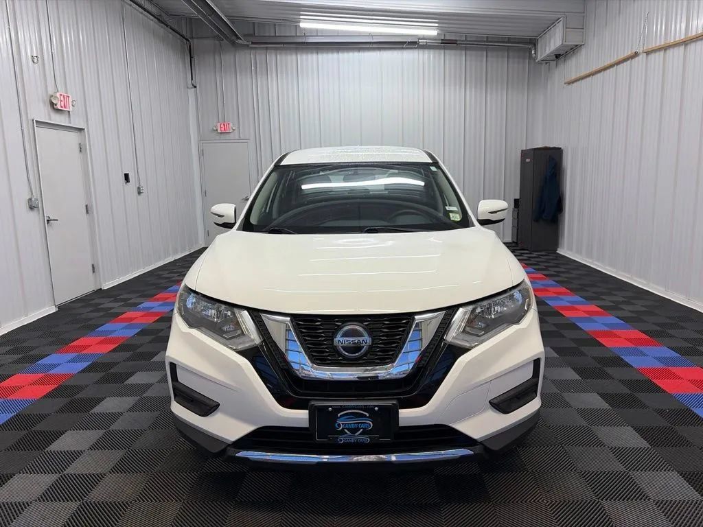 Used 2019 Nissan Rogue S FWD image 7