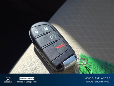 Used 2018 Jeep Grand Cherokee Laredo AWD/4WD image 37