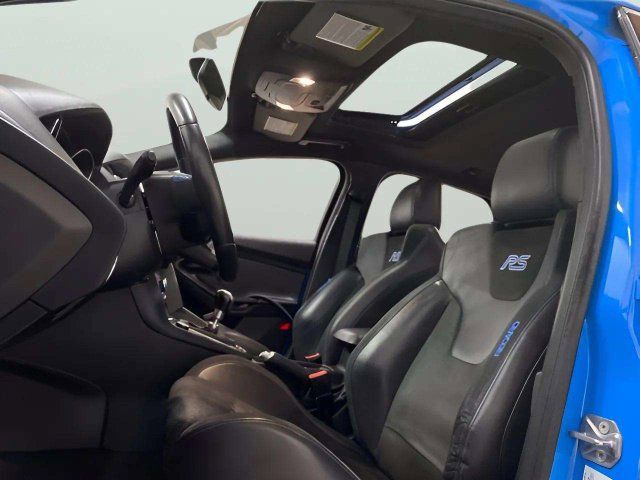 Used 2017 Ford Focus RS AWD/4WD image 35