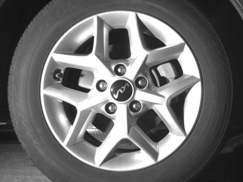 Used 2025 Kia Soul LX w/ LX Technology Package image 13