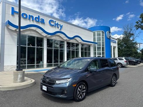Used 2026 Honda Odyssey EX-L image 2