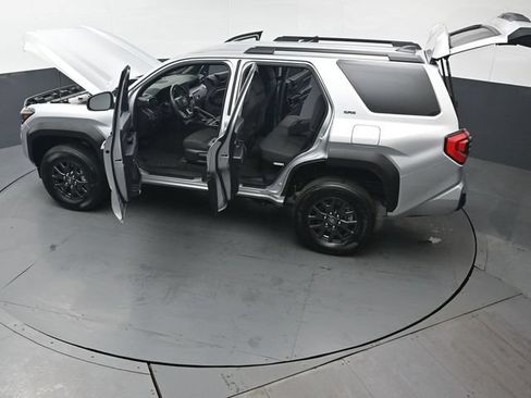 Certified 2026 Toyota 4Runner SR5 AWD/4WD image 51