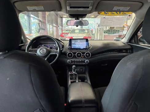 Used 2024 Nissan Sentra SV image 25