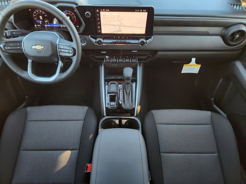 New 2026 Chevrolet Colorado W/T image 18