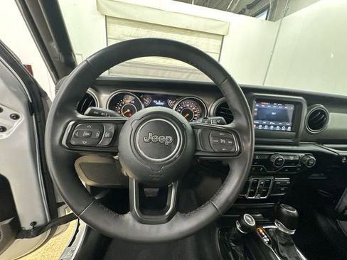 Used 2023 Jeep Wrangler Sport S image 12