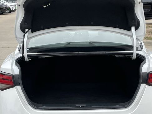 Used 2024 Nissan Sentra SV image 25