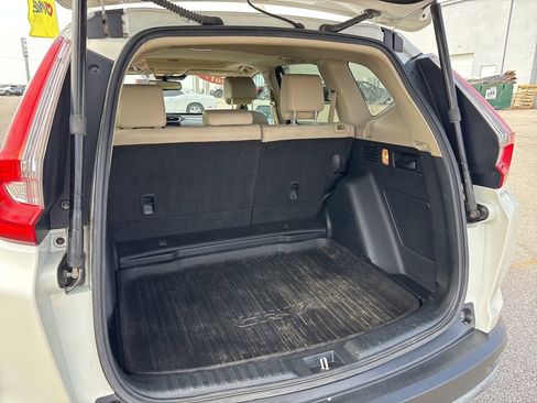 Used 2017 Honda CR-V Touring image 8