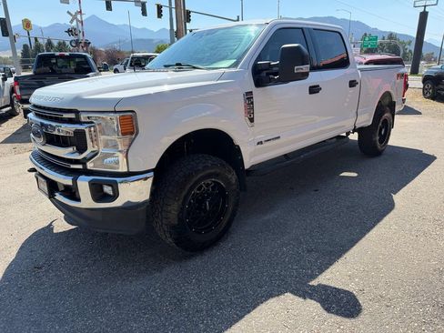 Used 2022 Ford F250 XLT w/ XLT Value Package AWD/4WD image 5