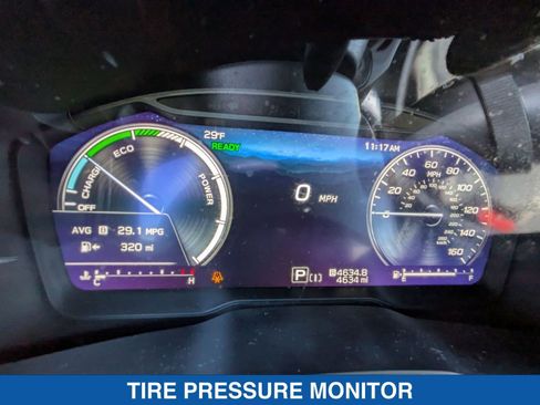 Used 2025 Subaru Forester Premium image 17