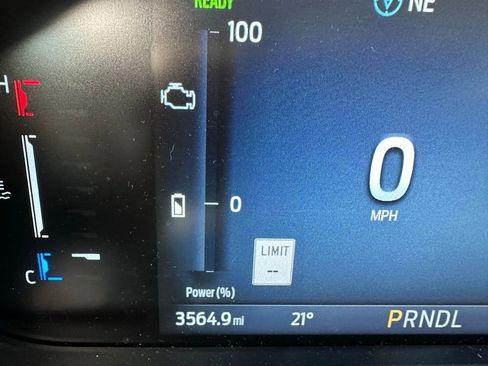 New 2025 Ford Maverick Lariat image 5