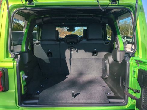 New 2026 Jeep Wrangler Unlimited Rubicon 392 w/ Quick Order Package 27X Moab AWD/4WD image 15