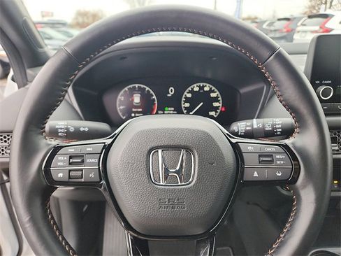 Used 2025 Honda HR-V Sport image 18