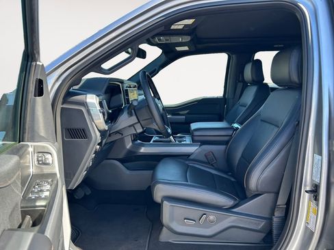 Used 2025 Ford F150 Lariat w/ Equipment Group 502A High image 16