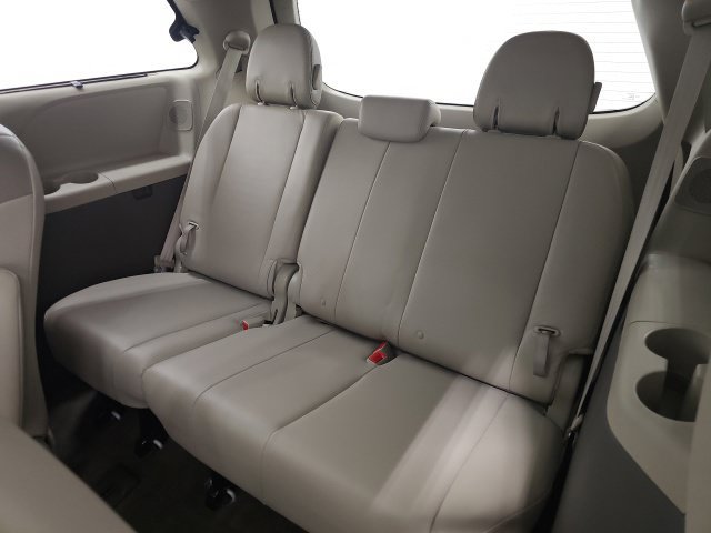 Used 2013 Toyota Sienna Limited w/ Premium Pkg AWD/4WD image 31