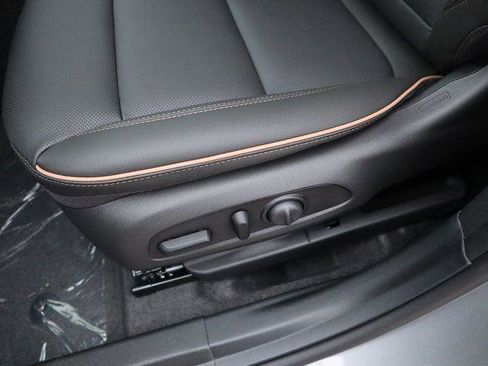 New 2026 Buick Envista Avenir image 21