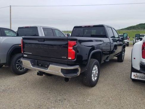 New 2026 Chevrolet Silverado 3500 LTZ AWD/4WD image 5