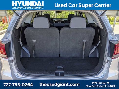 Used 2020 Kia Sorento LX image 12