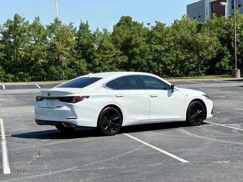 Used 2022 Lexus ES 350 F Sport w/ Accessory Package FWD image 8