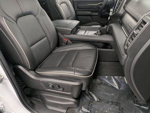 Used 2024 RAM 1500 Limited w/ Body Color Bumper Group image 28