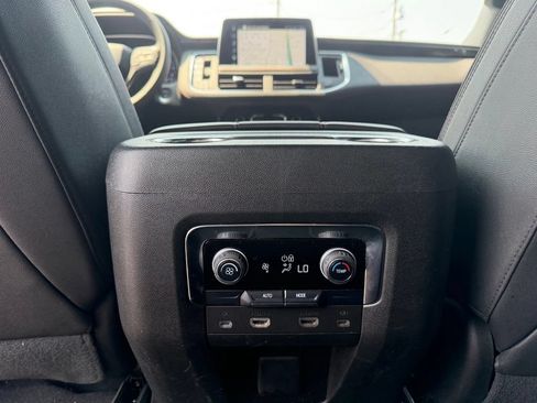 Used 2023 Chevrolet Suburban RST w/ Sport Performance Package AWD/4WD image 10