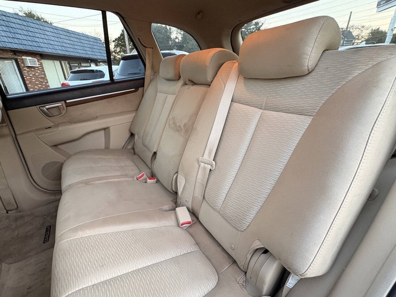 Used 2007 Hyundai Santa Fe GLS FWD image 15