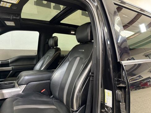 Used 2018 Ford F250 Platinum w/ Platinum Ultimate Package image 16