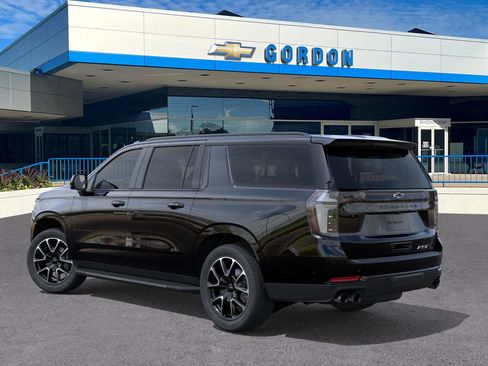 New 2026 Chevrolet Suburban RST w/ RST Capability Package image 3