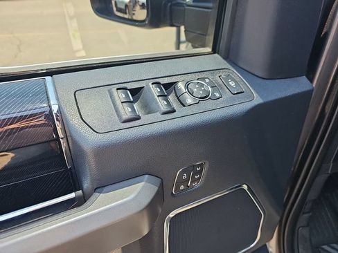 Used 2022 Ford F250 4x4 Crew Cab Super Duty image 24