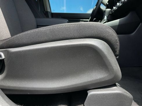 Certified 2025 Honda CR-V LX image 30
