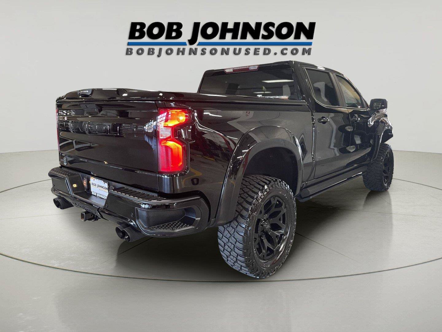 Used 2022 Chevrolet Silverado 1500 RST w/ Safety Package AWD/4WD image 7