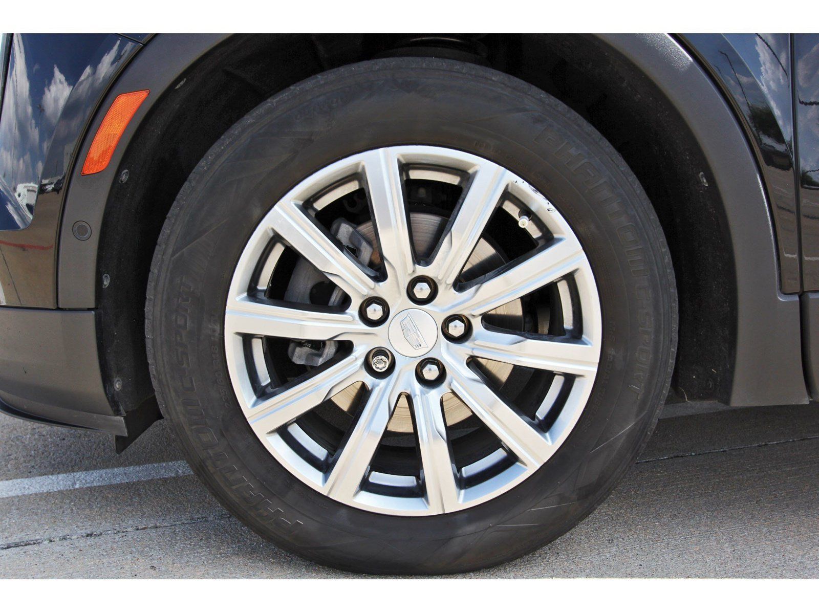 Used 2022 Cadillac XT4 Premium Luxury w/ Enhanced Visibility Package FWD image 37