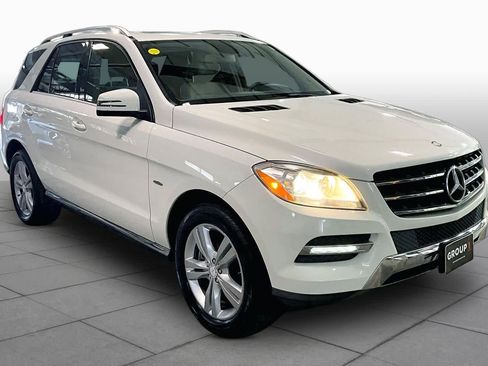 Used 2012 Mercedes-Benz ML 350 4MATIC image 3