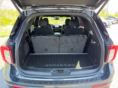 Used 2022 Ford Explorer ST w/ Equipment Group 401A AWD/4WD image 33