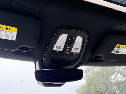 New 2026 Volvo XC90 B5 Core image 16