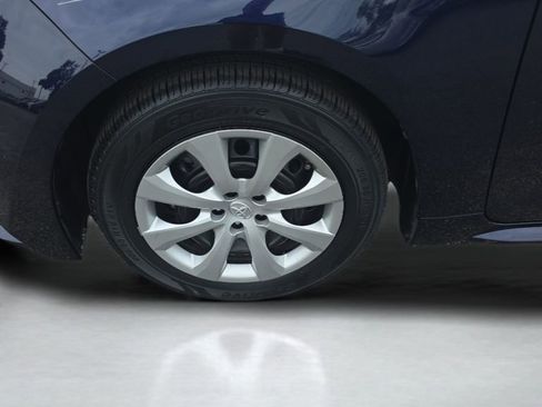 Used 2020 Toyota Corolla LE FWD image 26